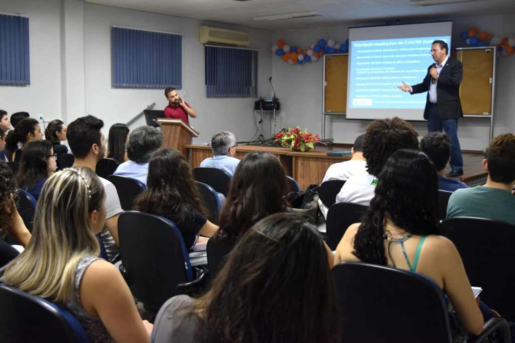 Odilo Almeida, presidente do CAU/CE, fala sobre o exercício profissional
